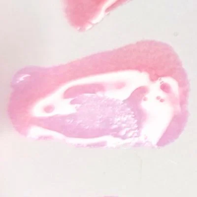 Love Magic Silky Glossy Lip Oil image 2